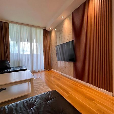Apartment Hana Bar Bagian luar foto
