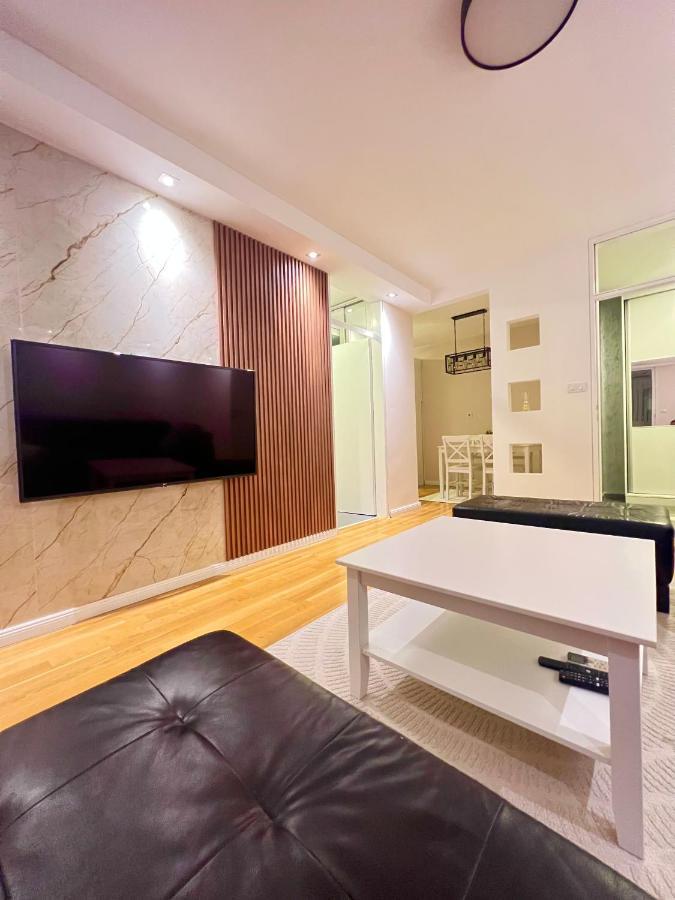 Apartment Hana Bar Bagian luar foto