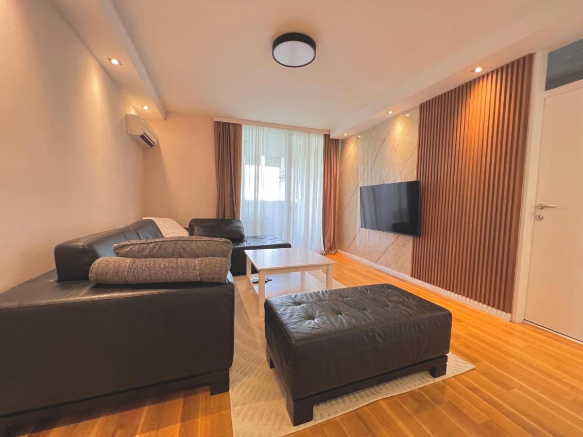Apartment Hana Bar Bagian luar foto