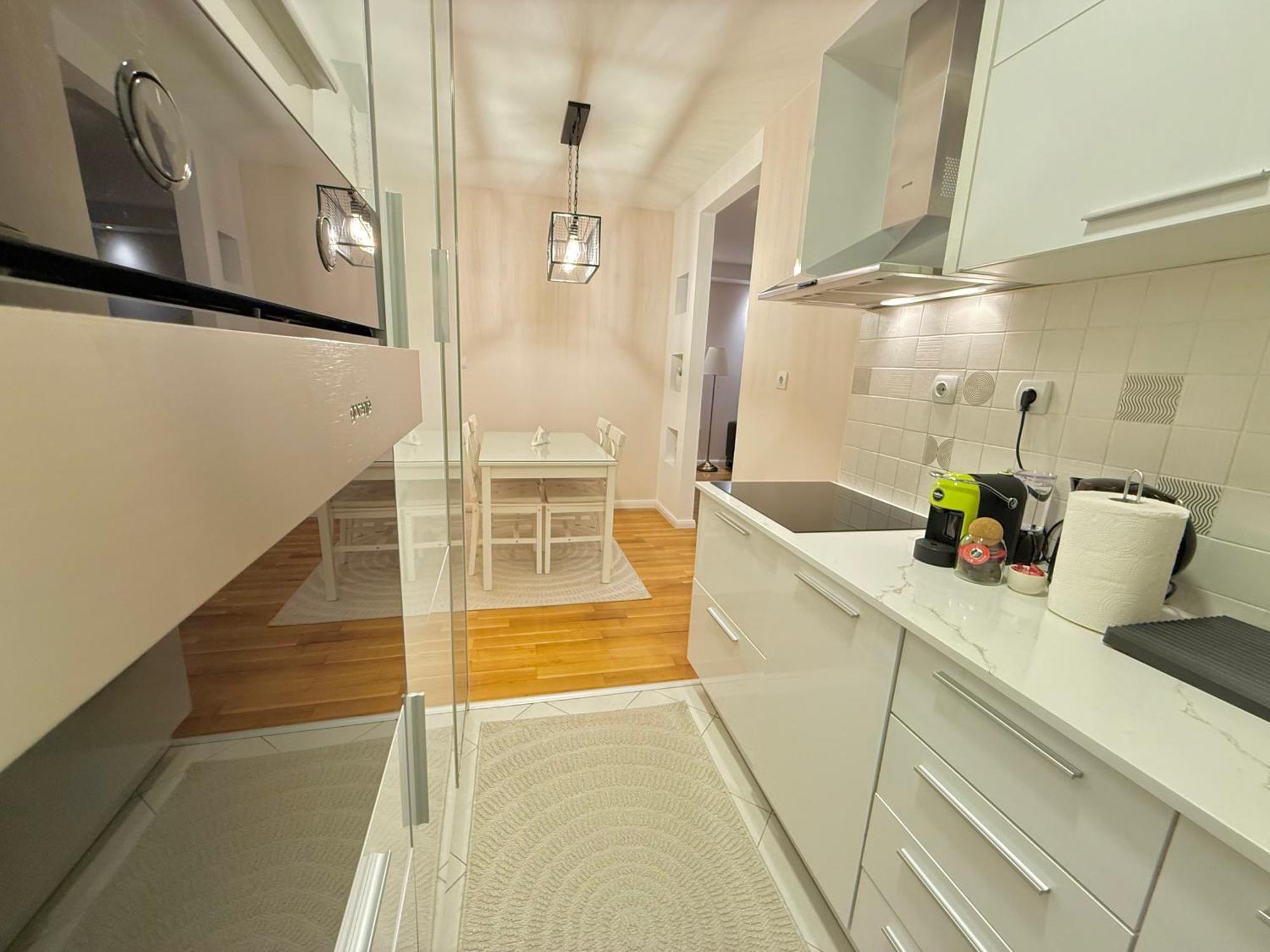 Apartment Hana Bar Bagian luar foto